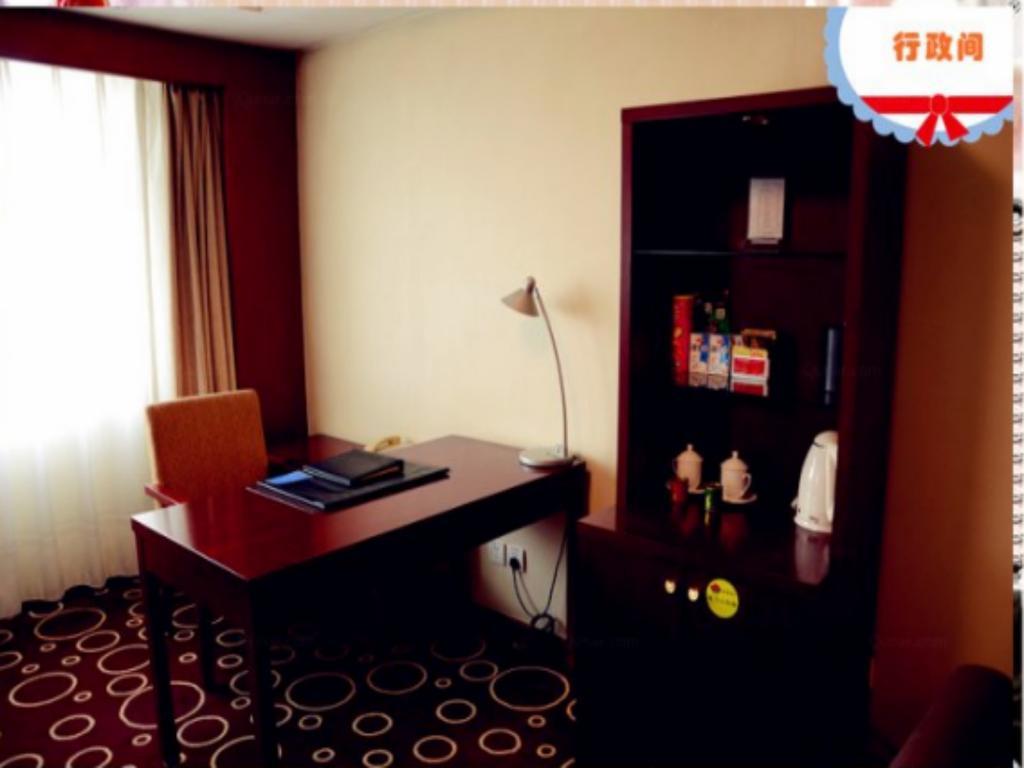Beijing Spring Hotel Εξωτερικό φωτογραφία