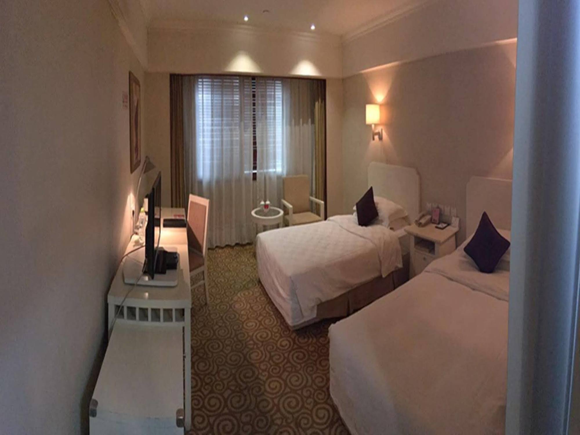 Beijing Spring Hotel Εξωτερικό φωτογραφία