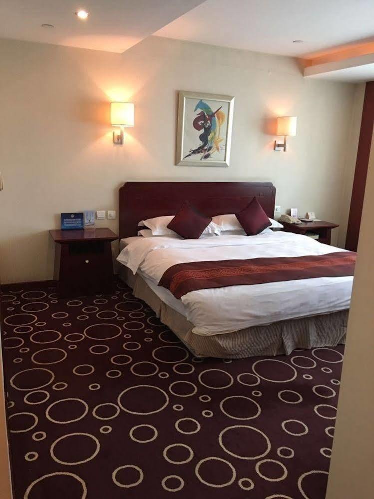 Beijing Spring Hotel Εξωτερικό φωτογραφία