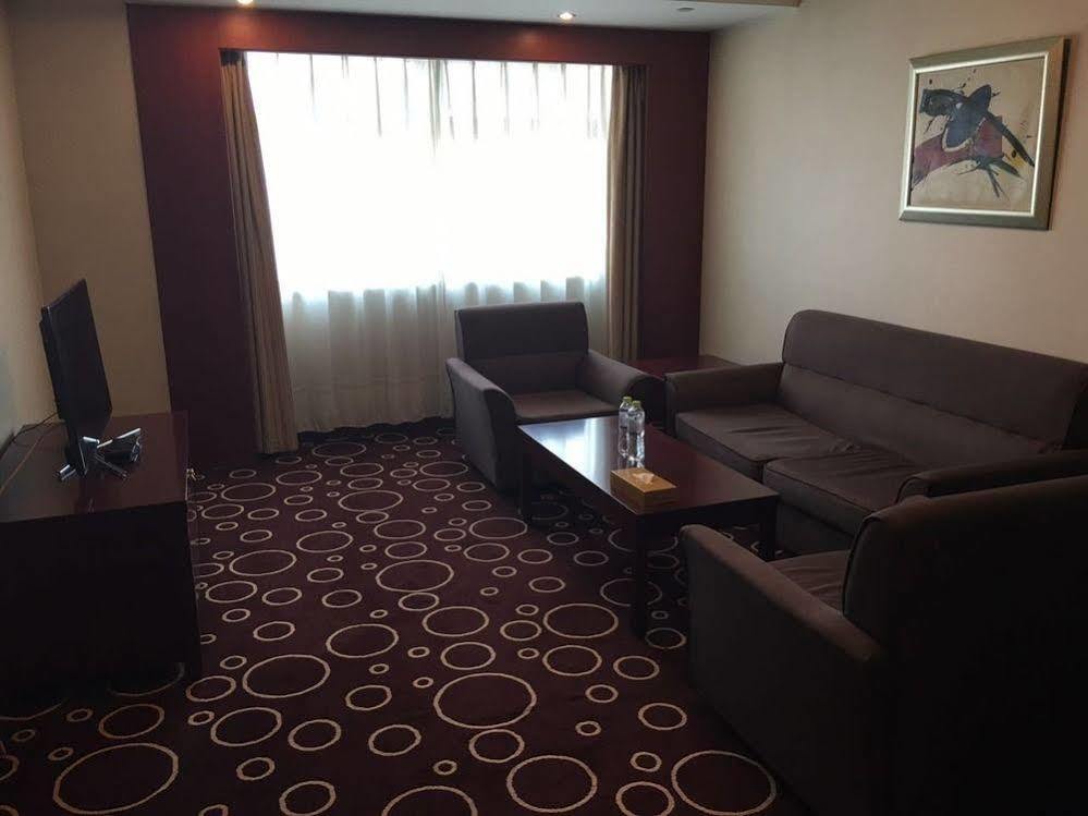 Beijing Spring Hotel Εξωτερικό φωτογραφία